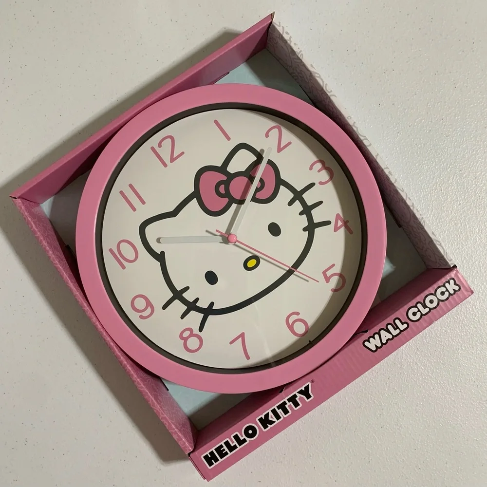 Hello Kitty by Sanrio Analog Wall Clock-New in Box